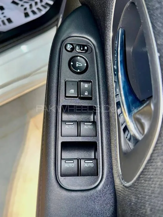 Honda Vezel 2019 for Sale in Islamabad Honda Vezel 2019 for Sale in Islamabad Image-9