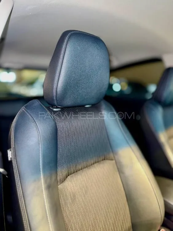 Honda Vezel 2019 for Sale in Islamabad Honda Vezel 2019 for Sale in Islamabad Image-13