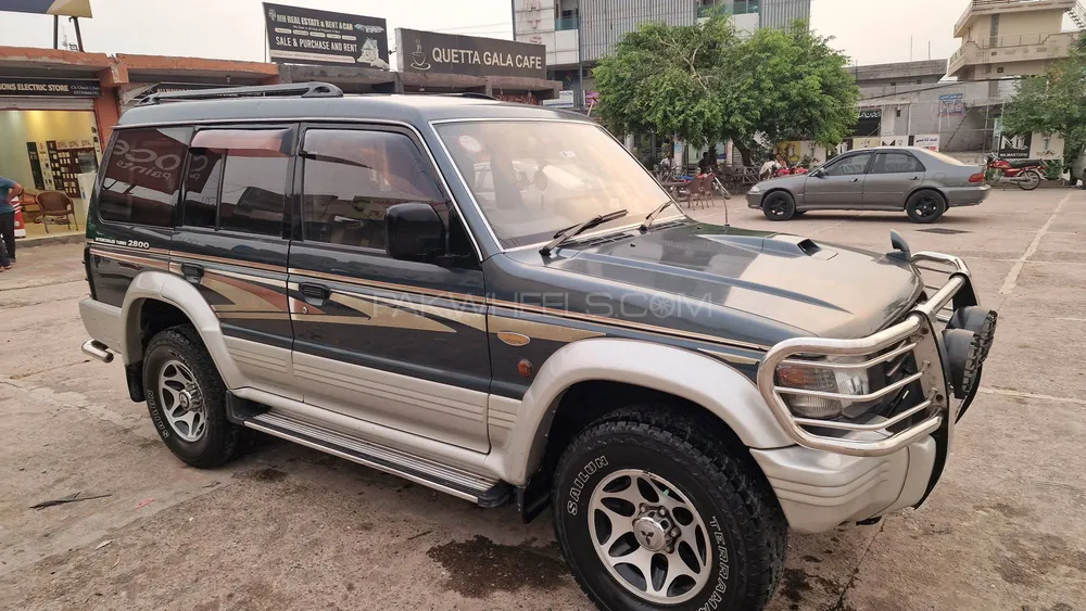 Mitsubishi Pajero 1995 for Sale in Islamabad Image-1