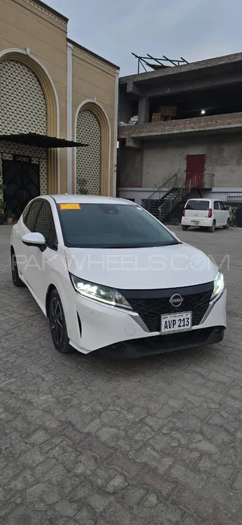 Nissan Note 2021 for Sale in Peshawar Image-1