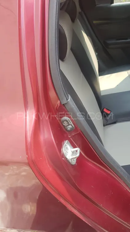 Suzuki Swift 2010 for Sale in Lahore Image-1
