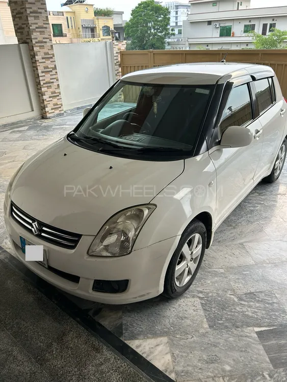 Suzuki Swift 2013 for Sale in Islamabad Image-1