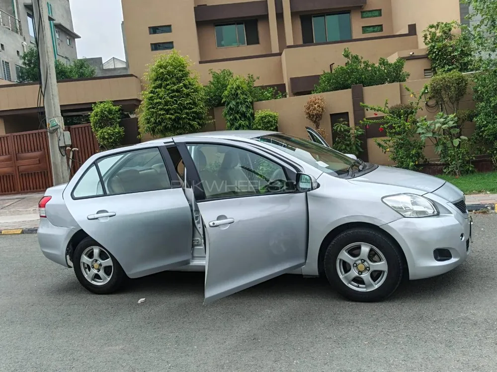Toyota Belta 2010 for Sale in Lahore Image-1