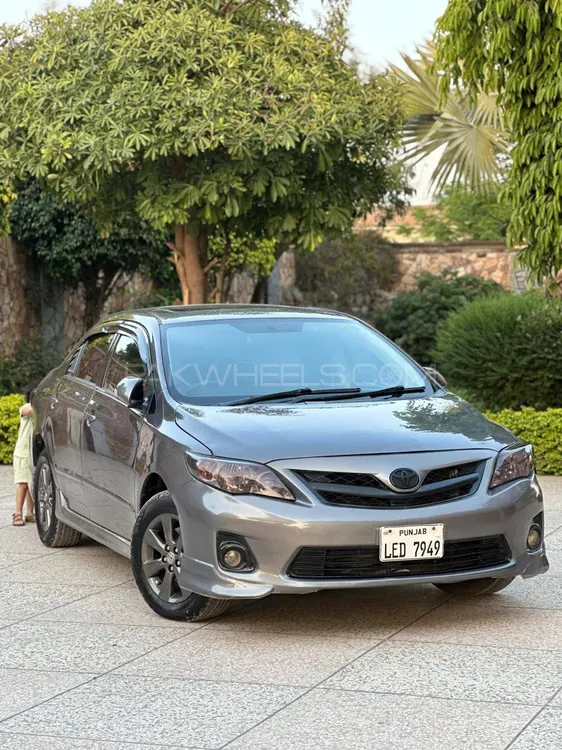 Toyota Corolla 2013 for Sale in Islamabad Image-1
