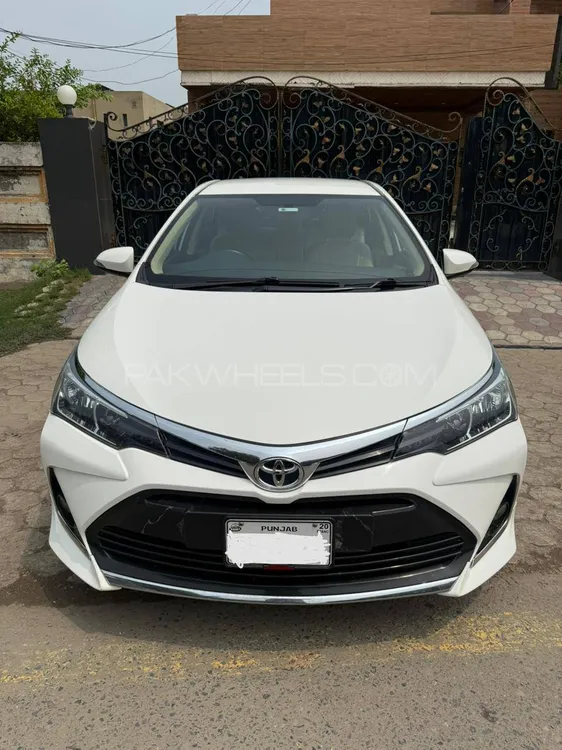 Toyota Corolla 2019 for Sale in Lahore Image-1