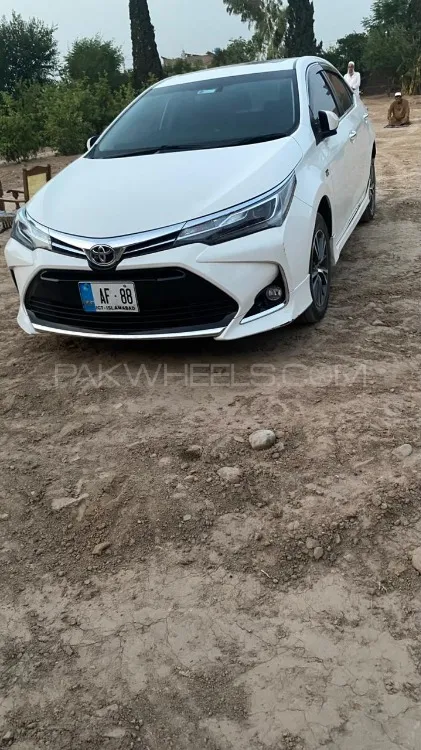 Toyota Corolla 2021 for Sale in Peshawar Image-1