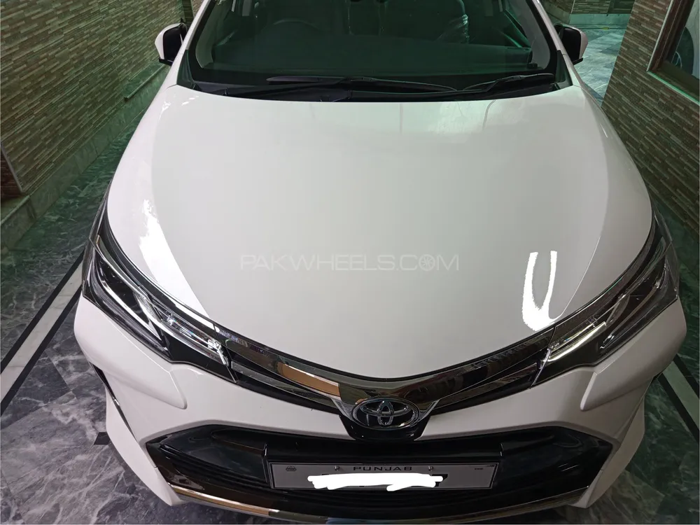 Toyota Corolla 2025 for Sale in Lahore Image-1