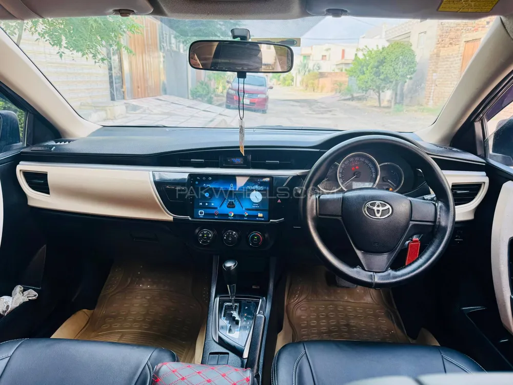 Toyota Corolla 2014 for Sale in Sargodha Image-1