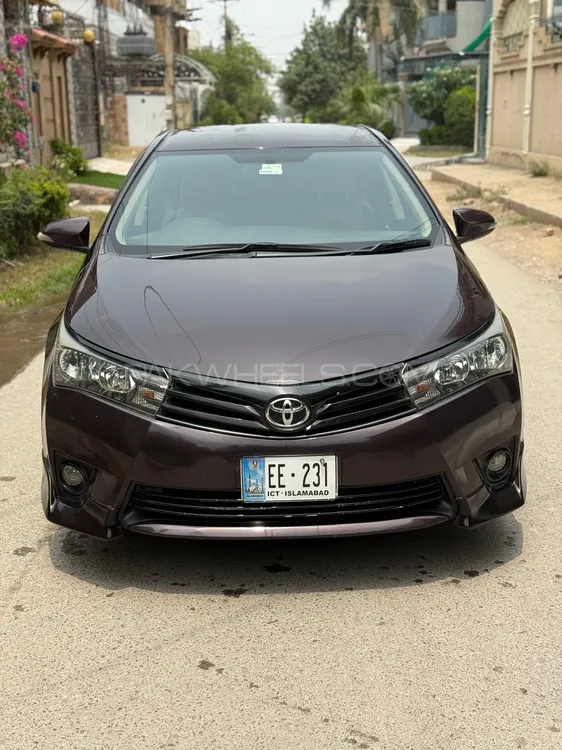 Toyota Corolla 2015 for Sale in Peshawar Image-1