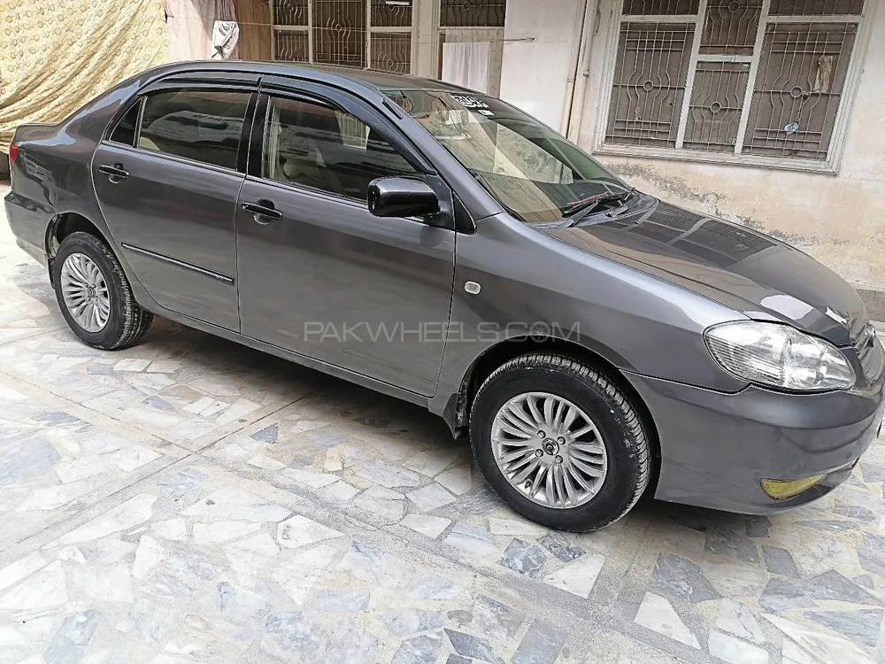Toyota Corolla 2005 for Sale in Peshawar Image-1