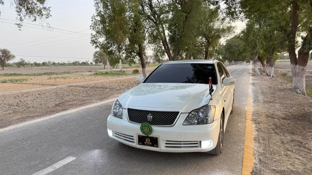 Toyota Crown 2005 for Sale in Karachi Image-1