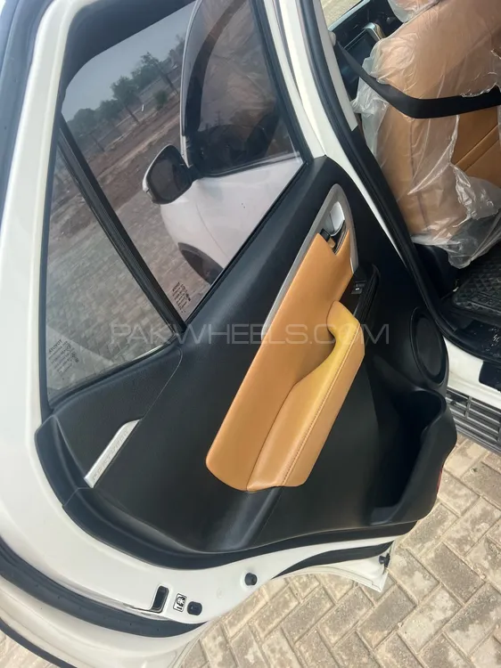 Toyota Fortuner 2018 for Sale in Faisalabad Image-1