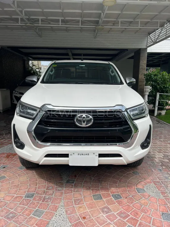 Toyota Hilux 2021 for Sale in Multan Image-1