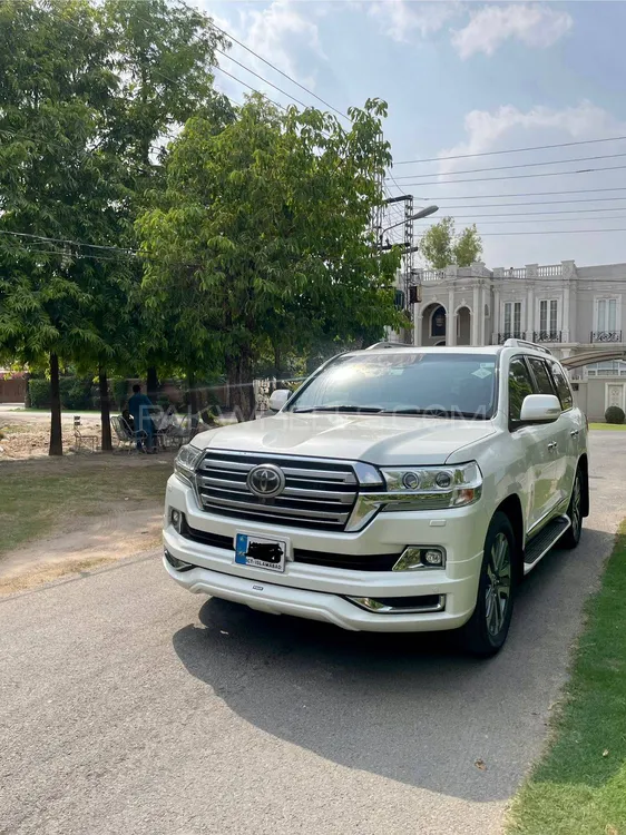 Toyota Land Cruiser 2016 for Sale in Lahore Image-1