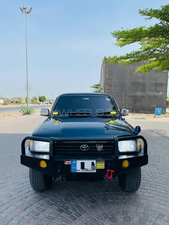 Toyota Surf 1993 for Sale in Dera Ghazi Khan Image-1