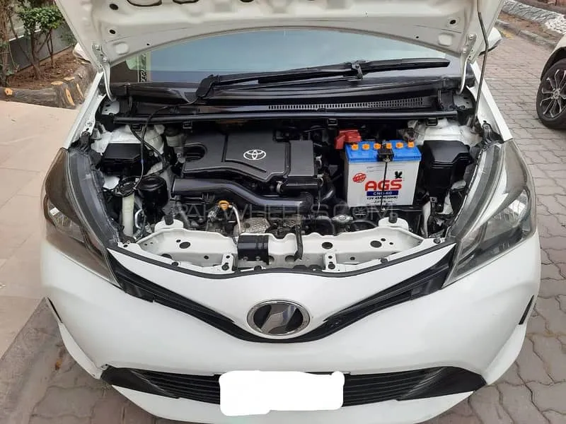 Toyota Vitz 2018 for Sale in Sialkot Image-1