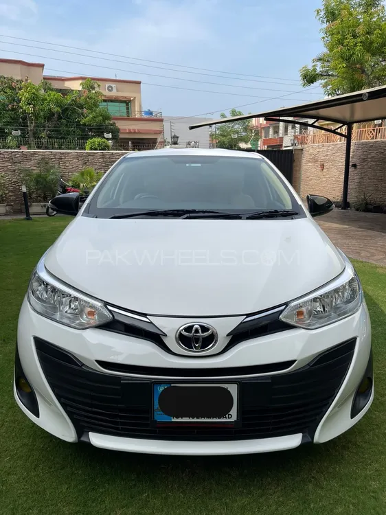 Toyota Yaris Sedan 2022 for Sale in Gujrat Image-1