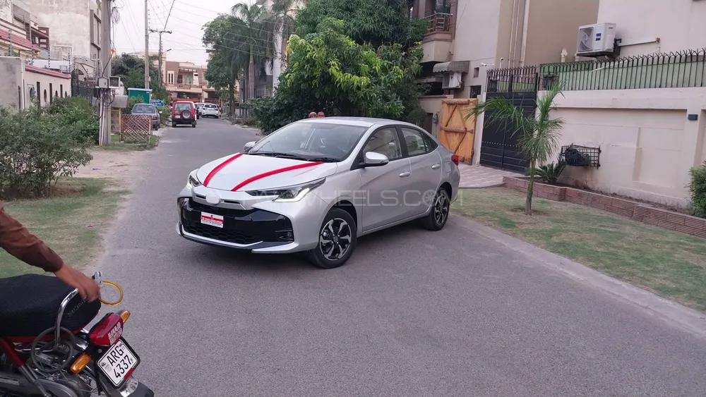 Toyota Yaris Sedan 2025 for Sale in Lahore Image-1
