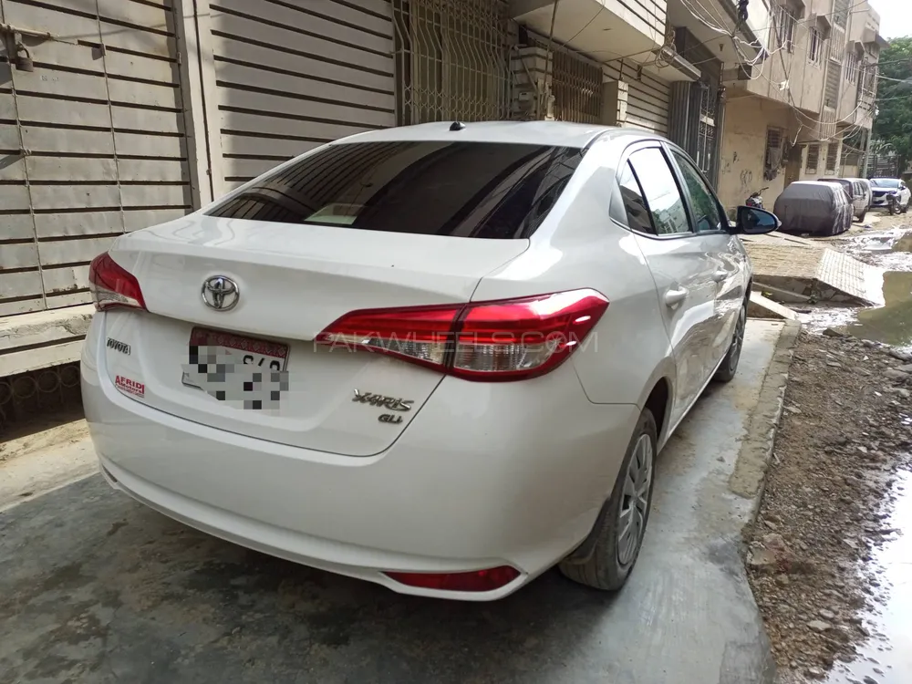 Toyota Yaris Sedan 2020 for Sale in Karachi Image-1