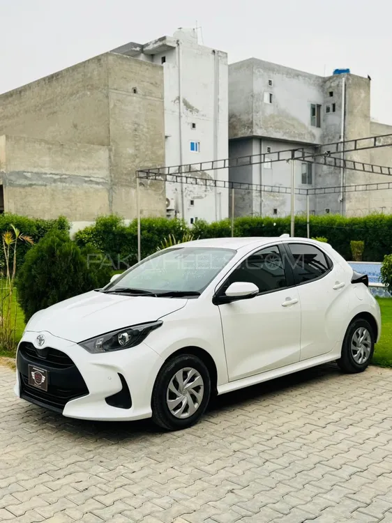 Toyota Yaris Hatchback 2022 for Sale in Lahore Image-1