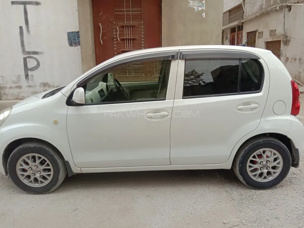 Daihatsu Boon 2010 for Sale in Karachi Image-1