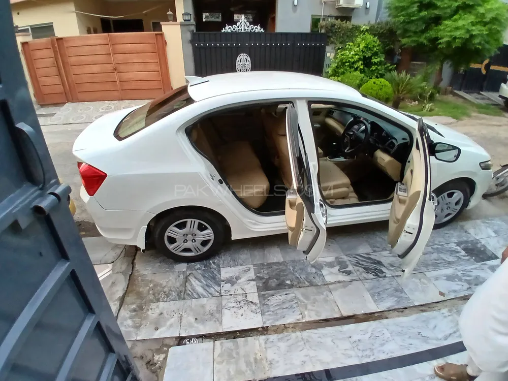 Honda City 2018 for Sale in Lahore Image-1
