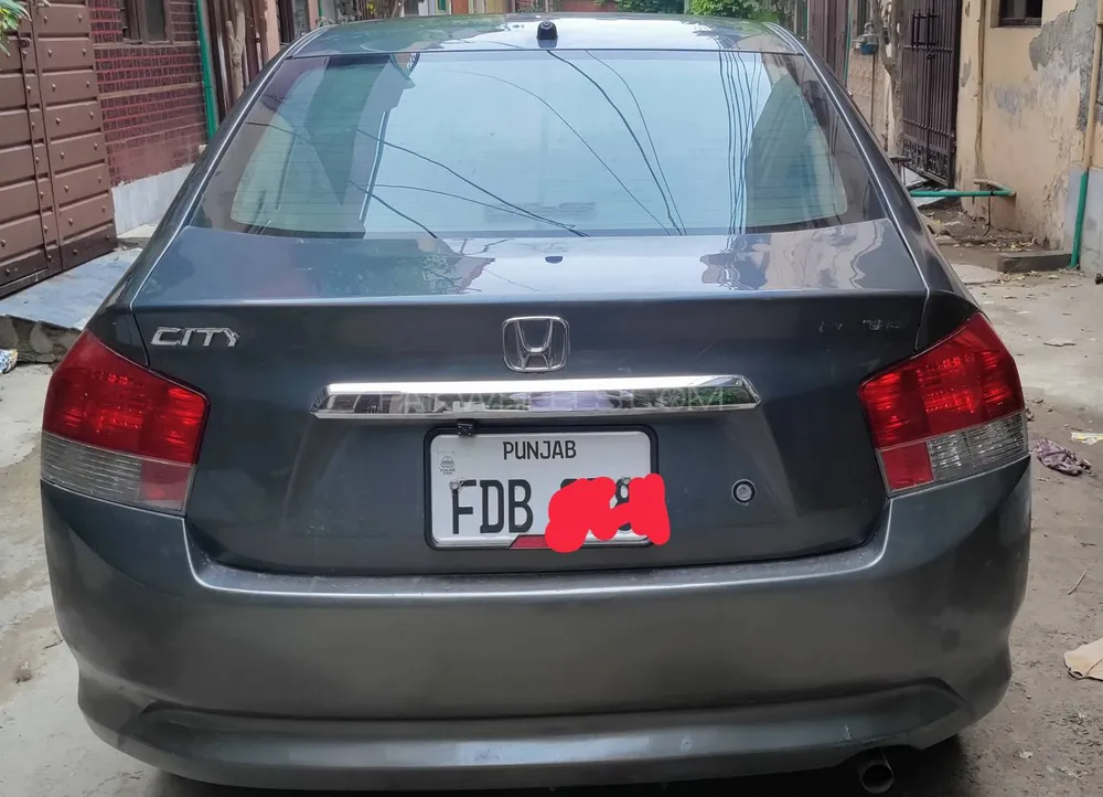 Honda City 2010 for Sale in Lahore Image-1