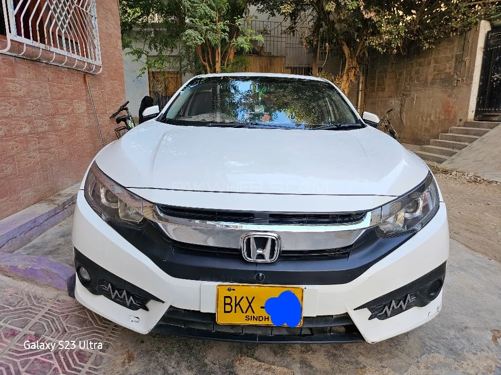 Honda Civic 2017 for Sale in Karachi Image-1