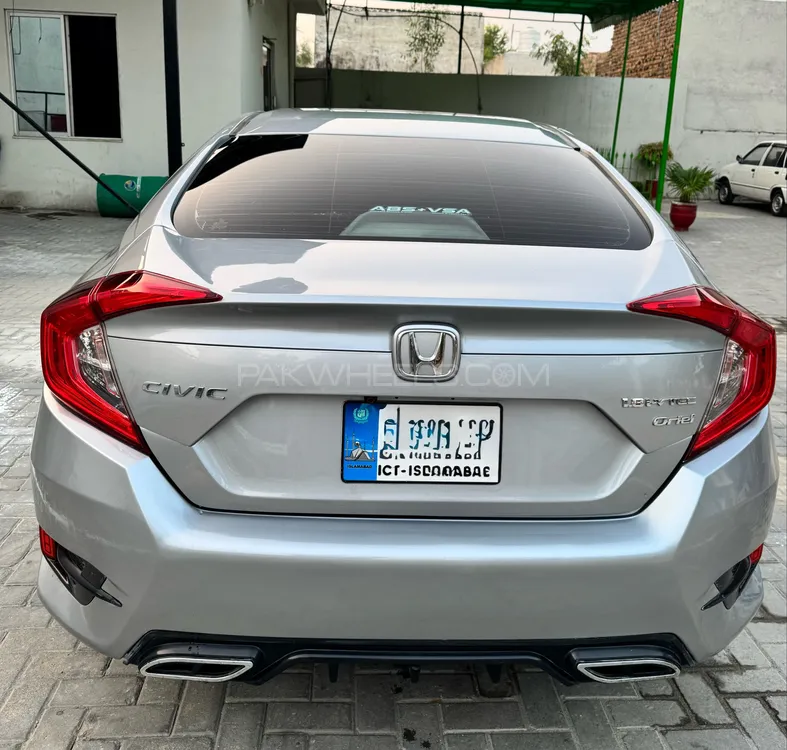 Honda Civic 2017 for Sale in Hassan abdal Image-1