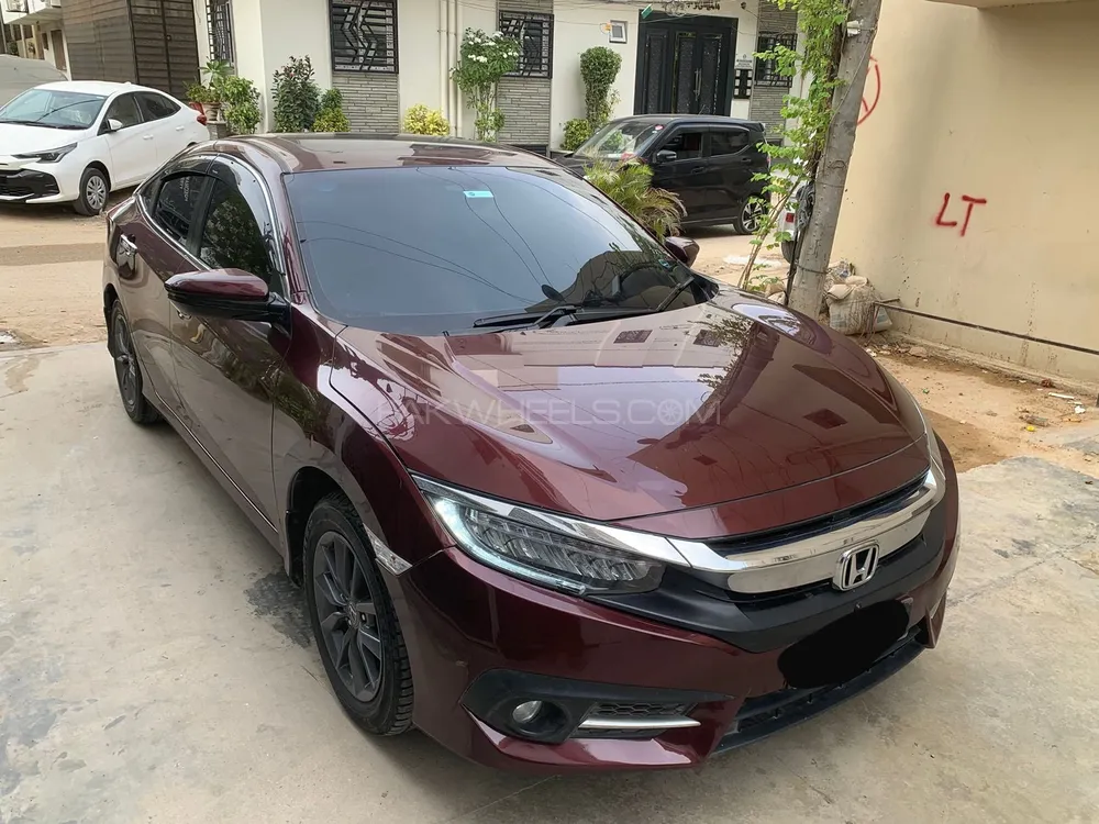 Honda Civic 2018 for Sale in Karachi Image-1