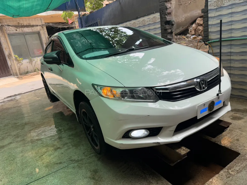 Honda Civic 2015 for Sale in Lahore Image-1