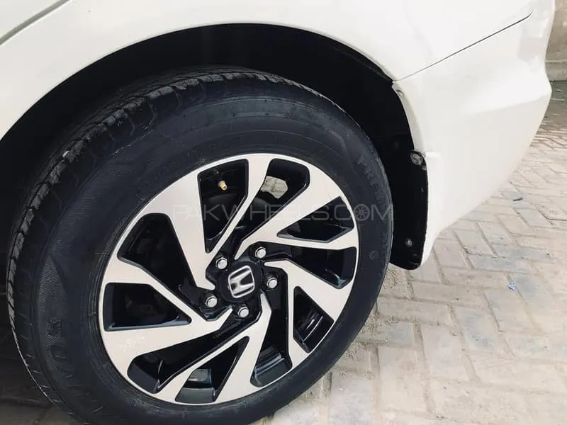 Honda Civic 2013 for Sale in Hyderabad Image-1
