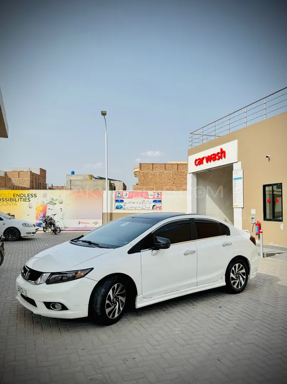 Honda Civic 2013 for Sale in Gojra Image-1