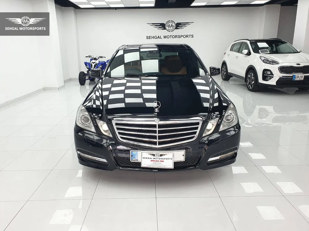 مرسڈیز بینز ای کلاس 2012 for Sale in اسلام آباد Image-1