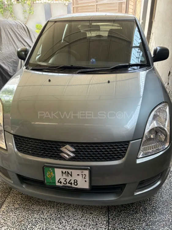 Suzuki Swift 2012 for Sale in Muzaffar Gargh Image-1