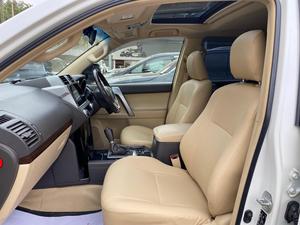 Toyota Prado TX
Model: 2013
Mileage: 96,000 km
Reg: 2016 khi

*7 seater 
*Sunroof
*Beige room

Calling and Visiting Hours

Monday to Saturday

11:00 AM to 7:00 PM