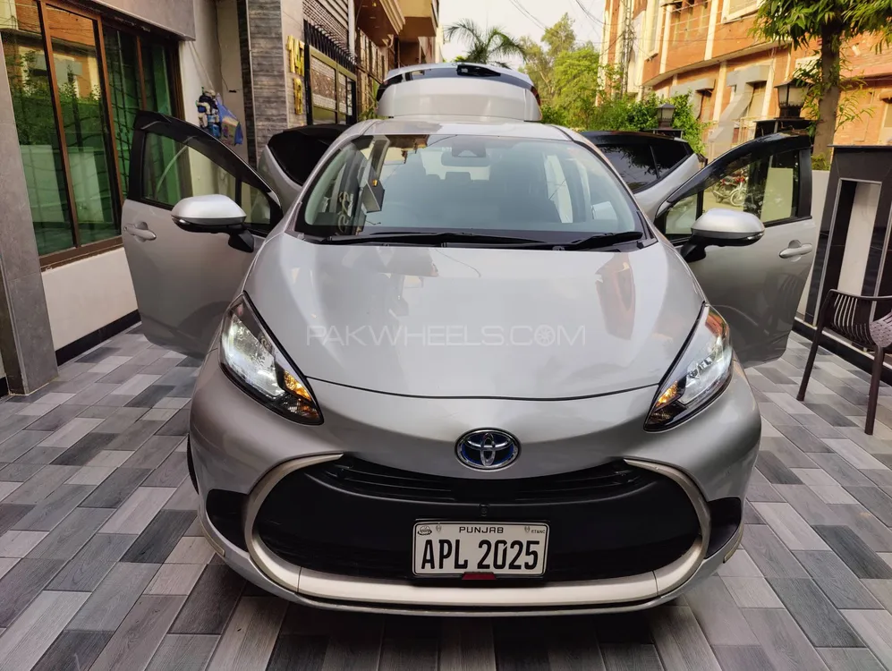 ٹویوٹا اکوا 2022 for Sale in لاہور Image-1