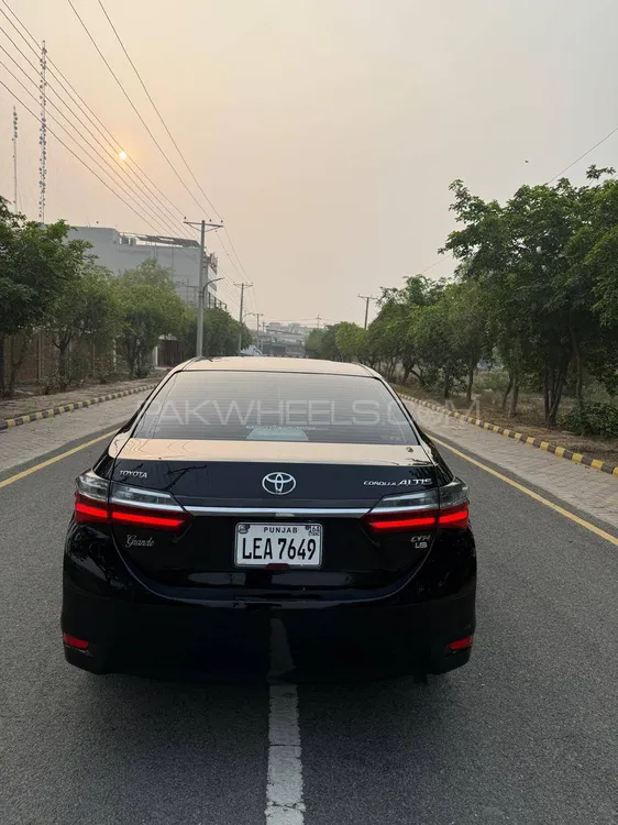 Toyota Corolla 2016 for Sale in Lahore Image-1