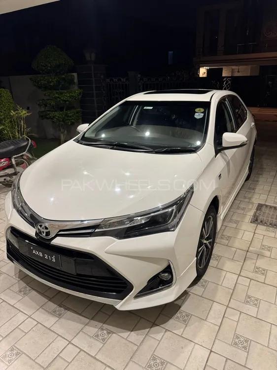 Toyota Corolla 2021 for Sale in Lahore Image-1