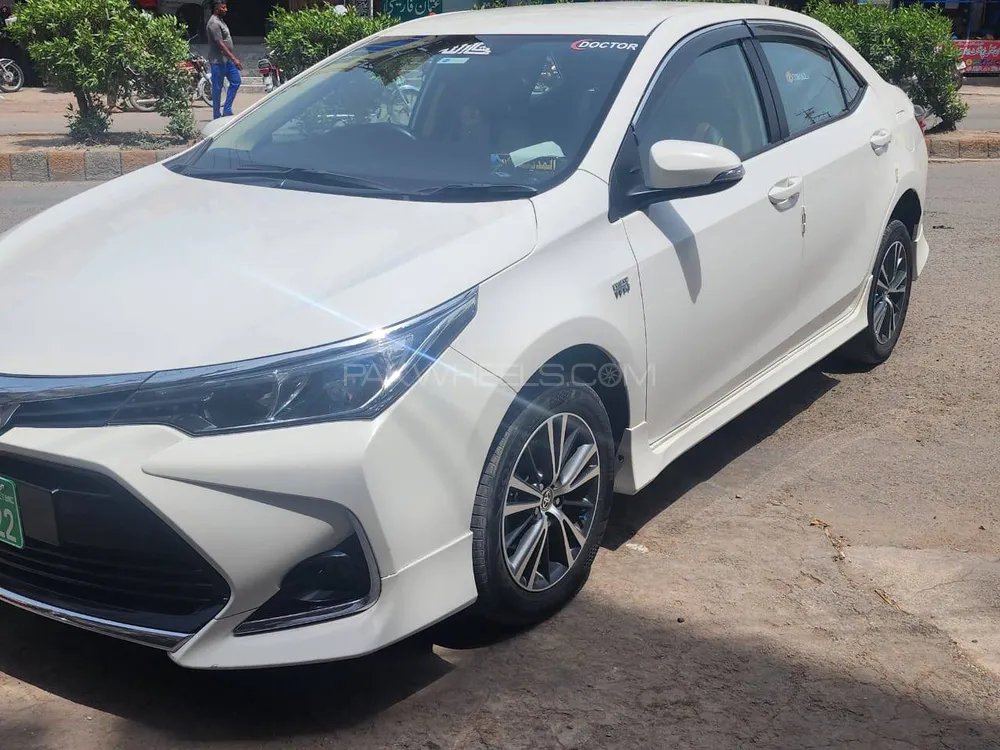 Toyota Corolla 2021 for Sale in Toba Tek Singh Image-1