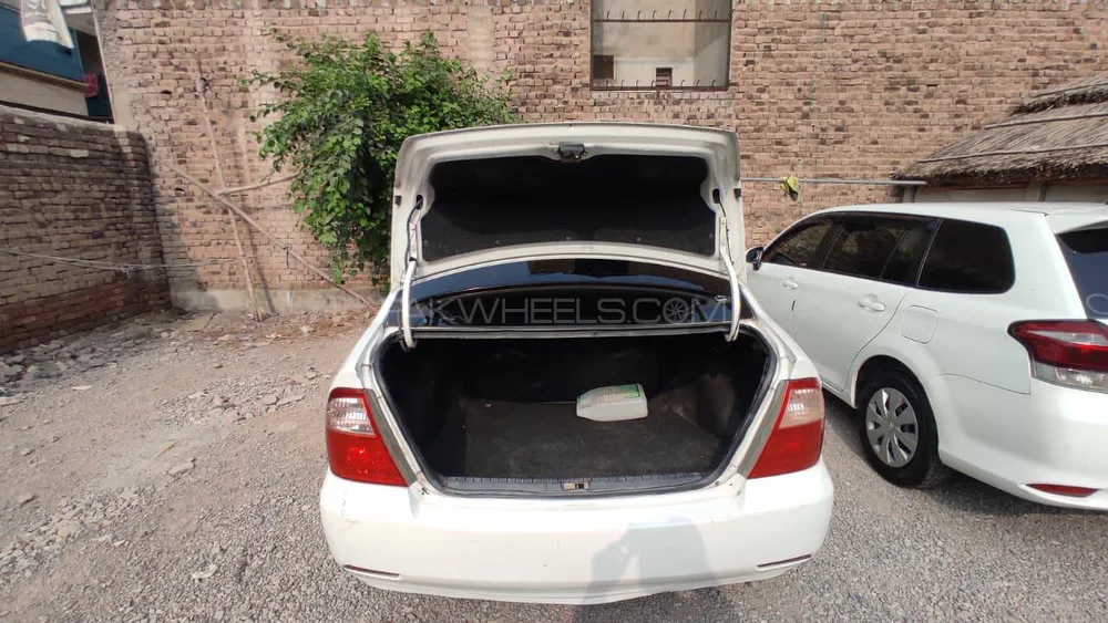 Toyota Corolla 2006 for Sale in Peshawar Image-1