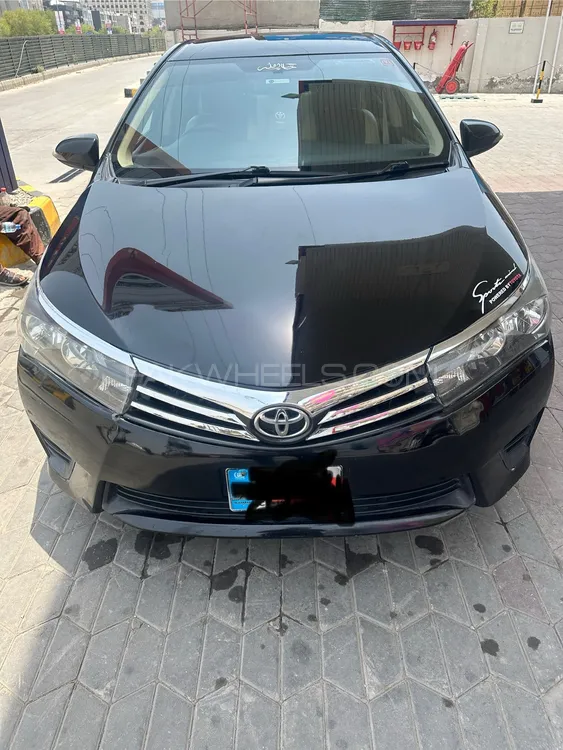 Toyota Corolla 2016 for Sale in Islamabad Image-1