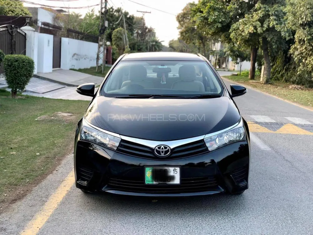 Toyota Corolla 2015 for Sale in Gujrat Image-1