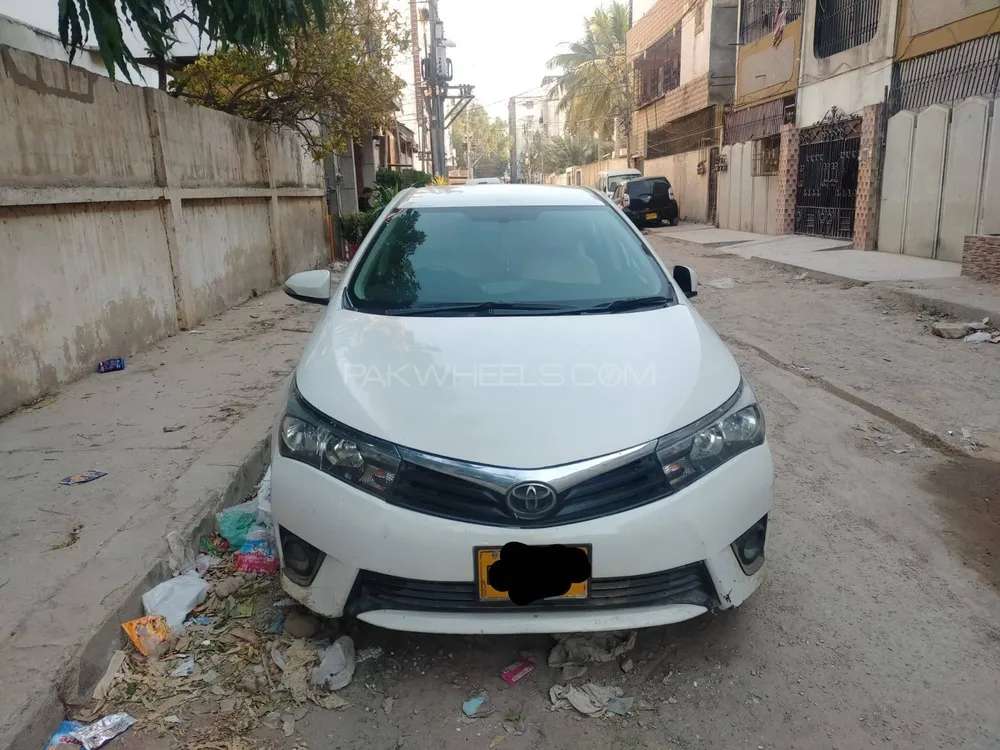 Toyota Corolla 2016 for Sale in Karachi Image-1