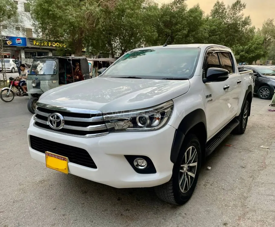 Toyota Hilux 2019 for Sale in Hyderabad Image-1