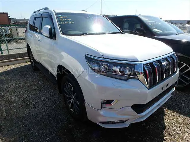 Toyota Prado 2021 for Sale in Karachi Image-1
