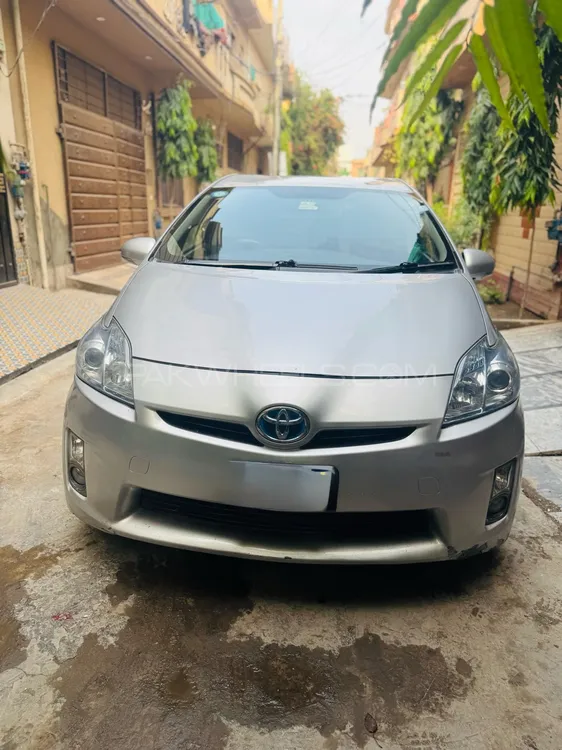Toyota Prius 2010 for Sale in Lahore Image-1