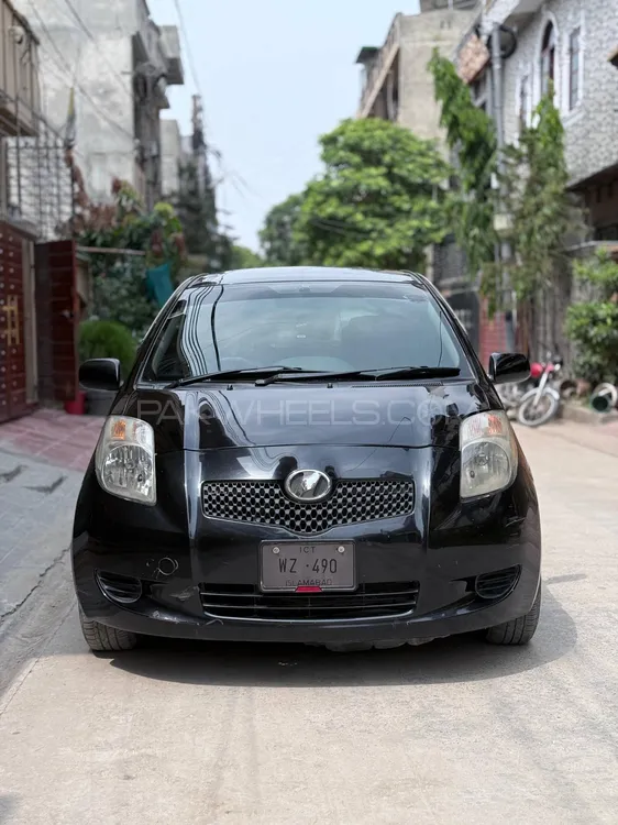 Toyota Vitz 2006 for Sale in Islamabad Image-1