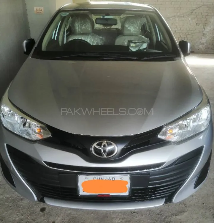 Toyota Yaris Sedan 2023 for Sale in Lahore Image-1