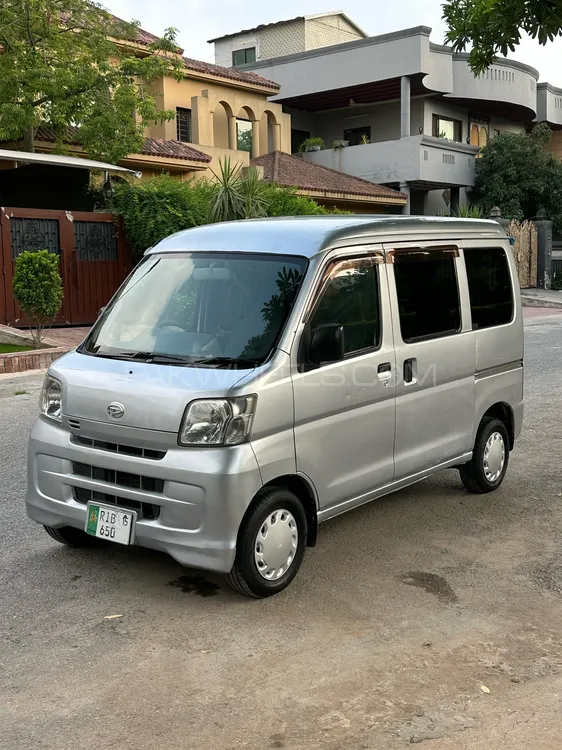 Daihatsu Hijet 2011 for Sale in Islamabad Image-1